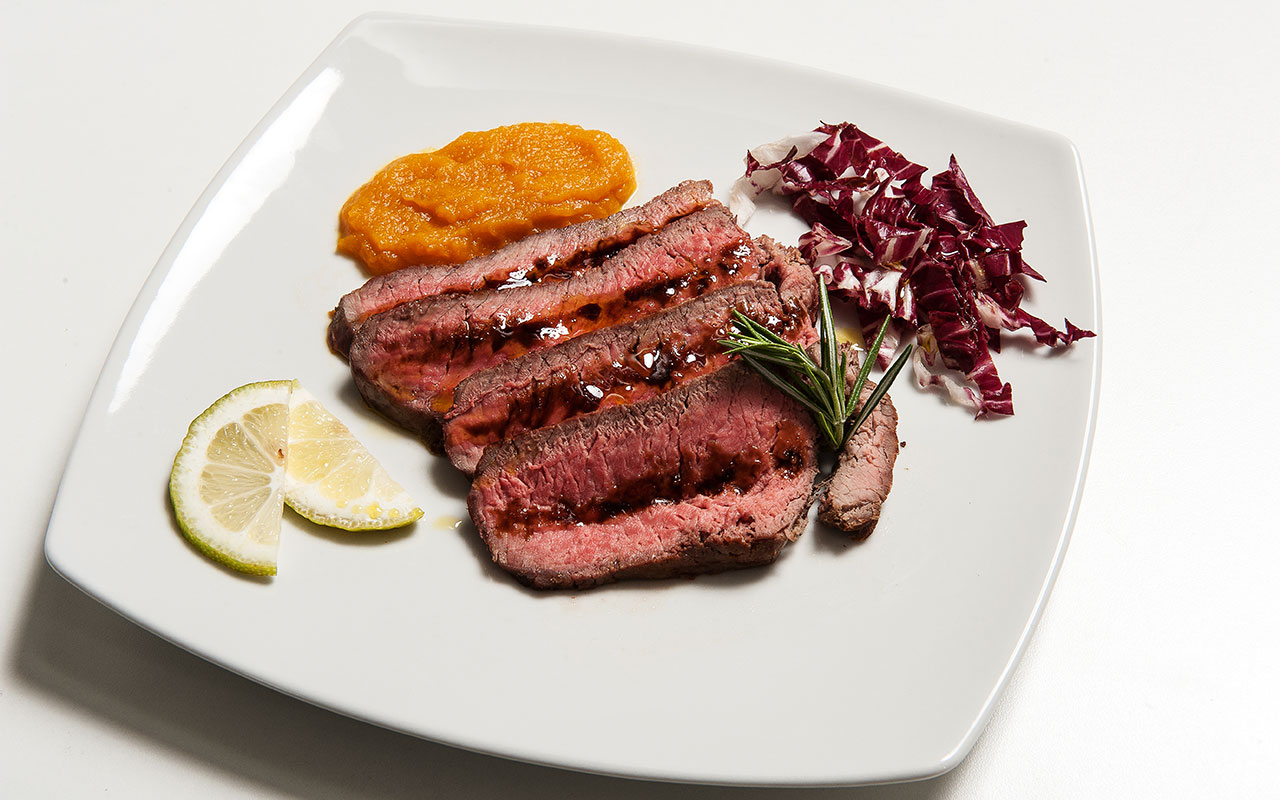 Tagliata di manzo con condimento balsamico Acetaia Marchi Tagliata di manzo con condimento balsamico Acetaia Marchi
