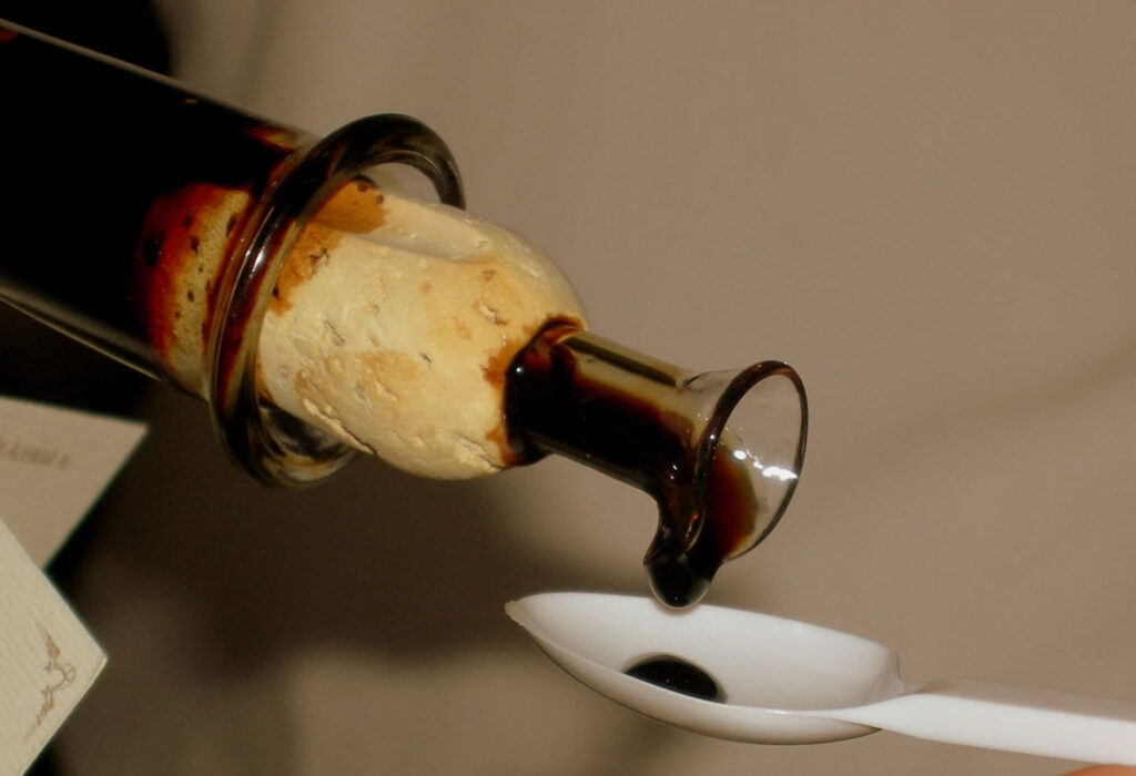 degustazione aceto balsamico tradizionale di modena