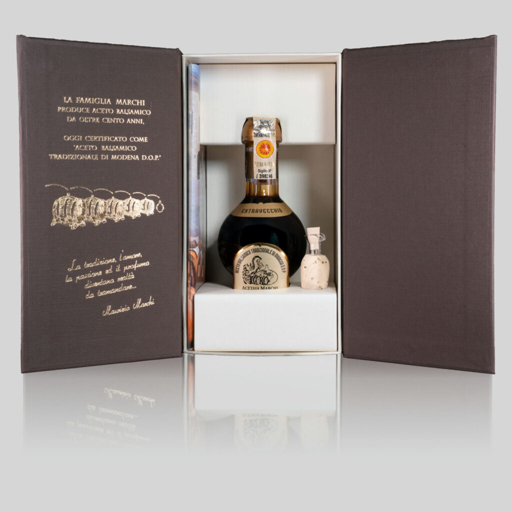 aceto balsamico tradizionale di modena DOP extravecchio scatola oro