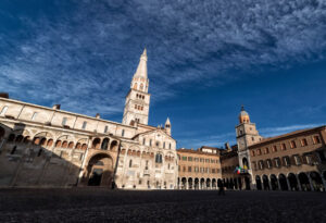 visit-acetaia-with-tasting